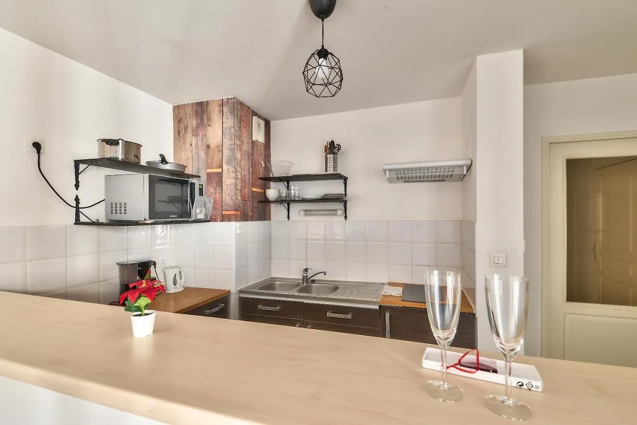 Lovely Flat In Τουλούζη 0*,  Γαλλία